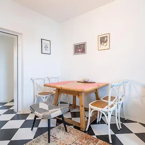 https://apartment-deluxe-innsbruck-mutters.ischgl-hotels.net
